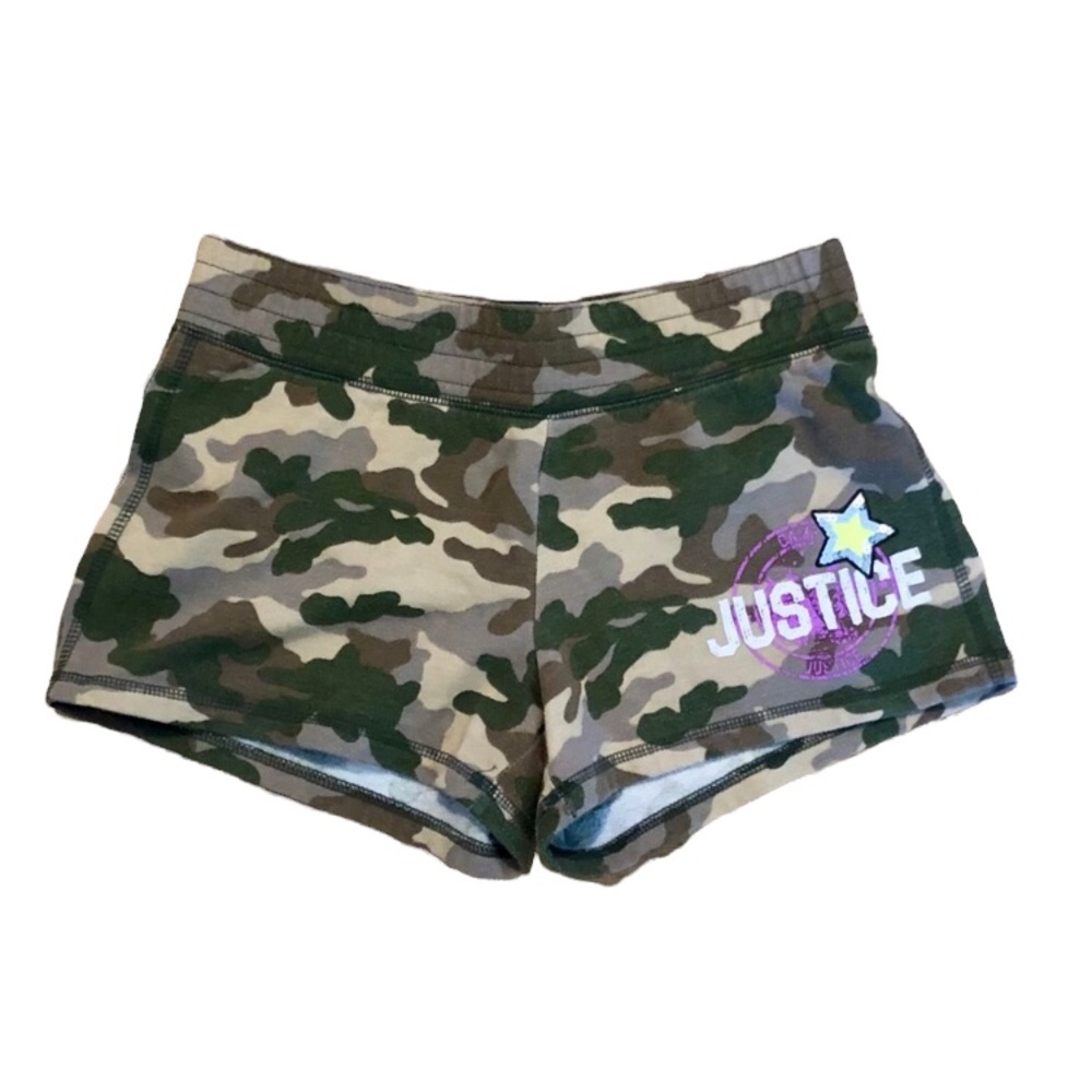 Justice Cotton Camo shorts with sequins star size 12